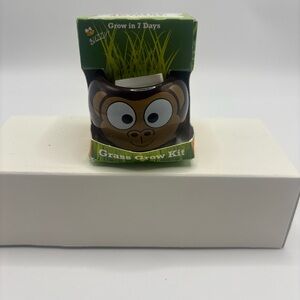 Monkey Grass Grow Kit - Brown